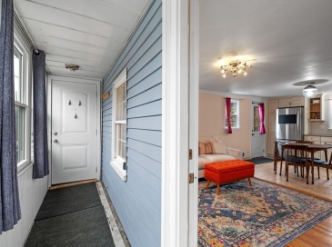 15 Oak View Ave, Salem, Massachusetts, 3 Bedrooms Bedrooms, 5 Rooms Rooms,2 BathroomsBathrooms,Residential,For Sale,Oak View Ave,73501308 15 Oak View Ave, Salem, Massachusetts, 3 Bedrooms Bedrooms, 5 Rooms Rooms,2 BathroomsBathrooms,Residential,For Sale,Oak View Ave,73501308