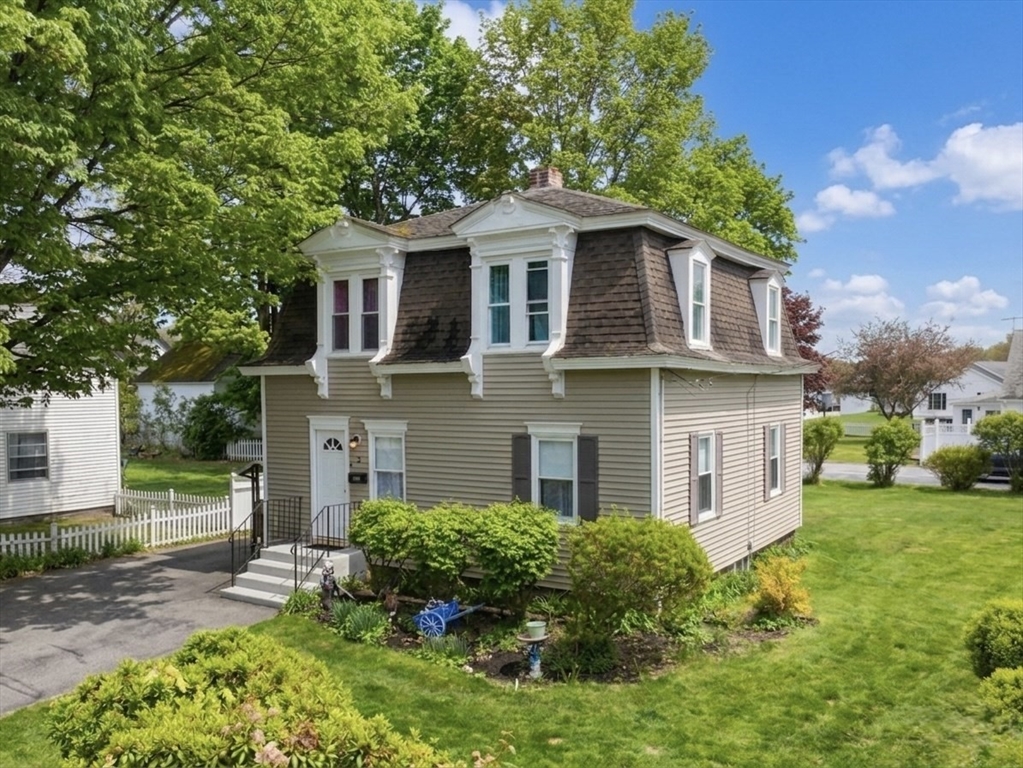 3 Fremont St, Oxford, Massachusetts, 2 Bedrooms Bedrooms, 6 Rooms Rooms,1 BathroomBathrooms,Residential,For Sale,Fremont St,73511860