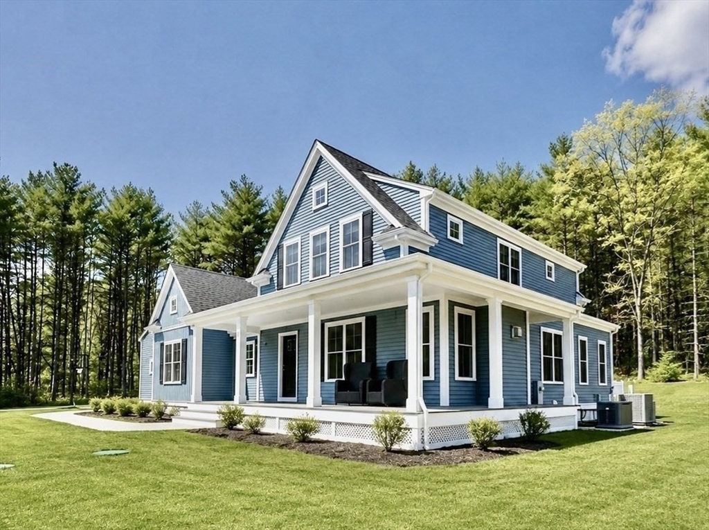 10 Homes Ave, Franklin, Massachusetts, 4 Bedrooms Bedrooms, 10 Rooms Rooms,2.5 BathroomsBathrooms,Residential,For Sale,Homes Ave,73548542