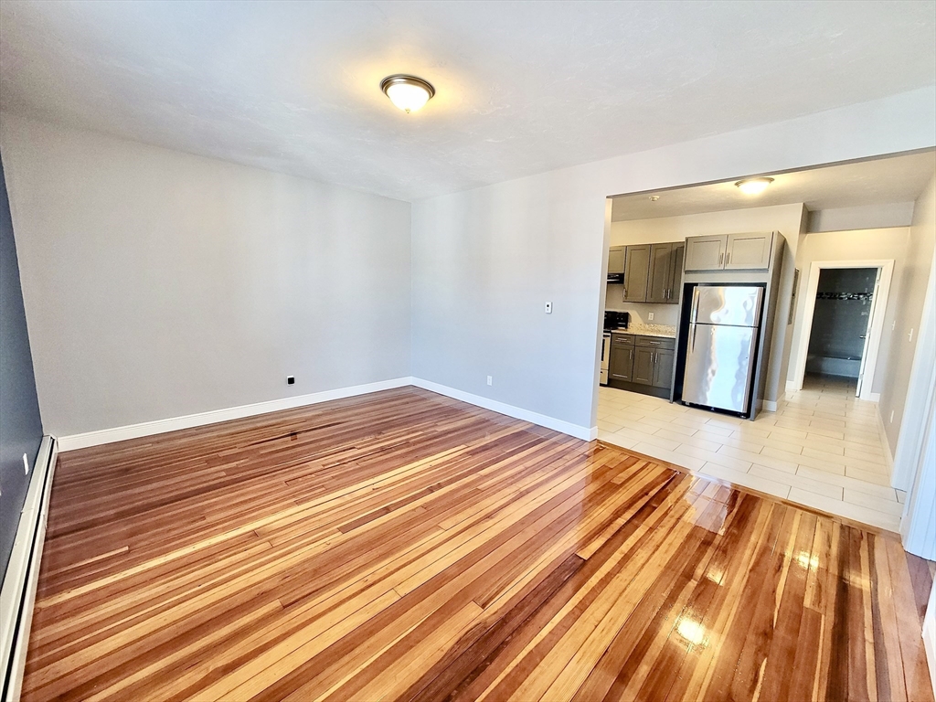 525 Charles Street, Providence, Rhode Island, 3 Bedrooms Bedrooms, 6 Rooms Rooms,1 BathroomBathrooms,Residential Lease,For Rent,Charles Street,73548543