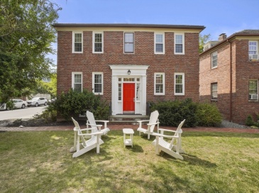 1 Garden Court, Cambridge, Massachusetts, 1 Bedroom Bedrooms, 3 Rooms Rooms,1 BathroomBathrooms,Residential Lease,For Rent,Garden Court,73548545