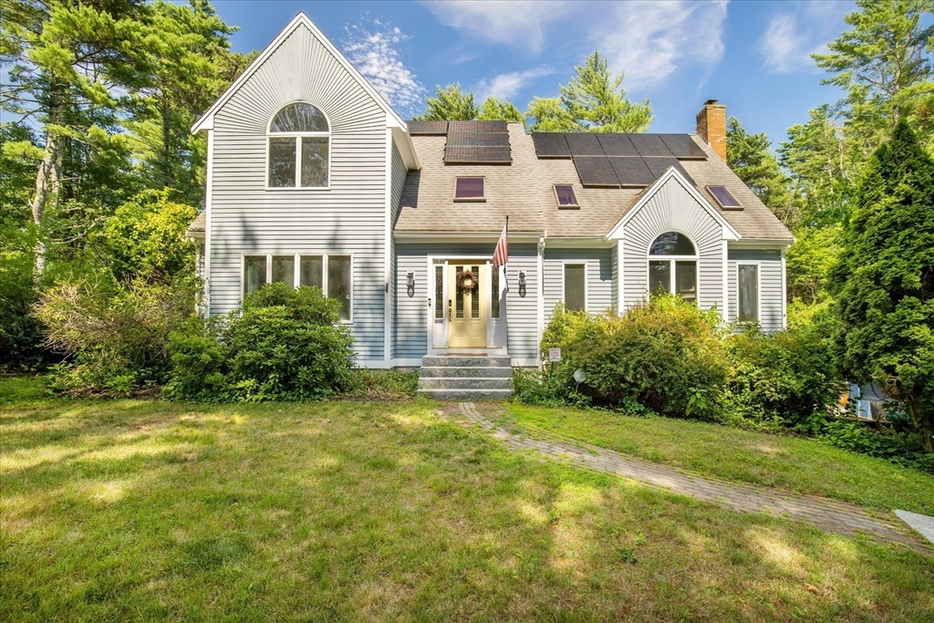 20 Ortolani Cir, Kingston, Massachusetts, 3 Bedrooms Bedrooms, 7 Rooms Rooms,2.5 BathroomsBathrooms,Residential,For Sale,Ortolani Cir,73548547