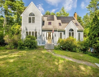 20 Ortolani Cir, Kingston, Massachusetts, 3 Bedrooms Bedrooms, 7 Rooms Rooms,2.5 BathroomsBathrooms,Residential,For Sale,Ortolani Cir,73548547