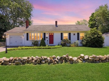 17 Green Dr, Dartmouth, Massachusetts, 3 Bedrooms Bedrooms, 5 Rooms Rooms,1.5 BathroomsBathrooms,Residential,For Sale,Green Dr,73548556 17 Green Dr, Dartmouth, Massachusetts, 3 Bedrooms Bedrooms, 5 Rooms Rooms,1.5 BathroomsBathrooms,Residential,For Sale,Green Dr,73548556