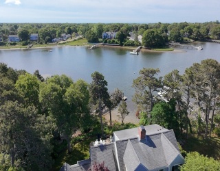 17 Cove Ln, Dennis, Massachusetts, 4 Bedrooms Bedrooms, 8 Rooms Rooms,2.5 BathroomsBathrooms,Residential,For Sale,Cove Ln,73537412