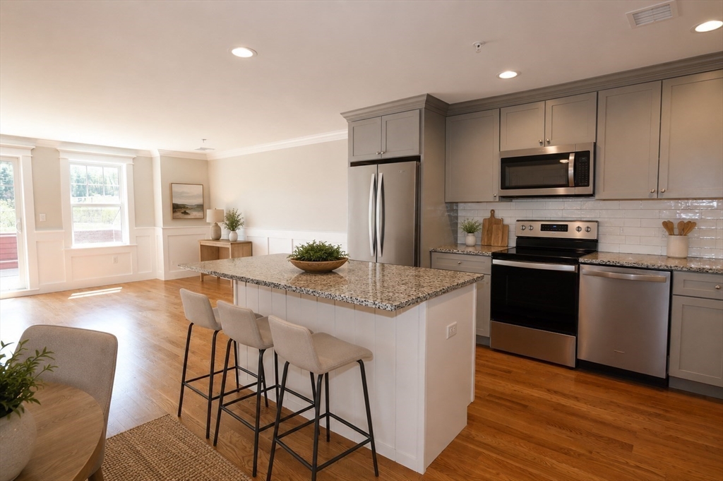 3 Proprietors Dr., Marshfield, Massachusetts, 2 Bedrooms Bedrooms, 7 Rooms Rooms,3 BathroomsBathrooms,Residential,For Sale,Proprietors Dr.,73548567