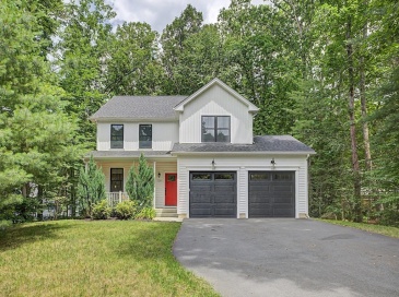 59 Ice Pond Dr, Northampton, Massachusetts, 3 Bedrooms Bedrooms, 7 Rooms Rooms,2.5 BathroomsBathrooms,Residential,For Sale,Ice Pond Dr,73548614