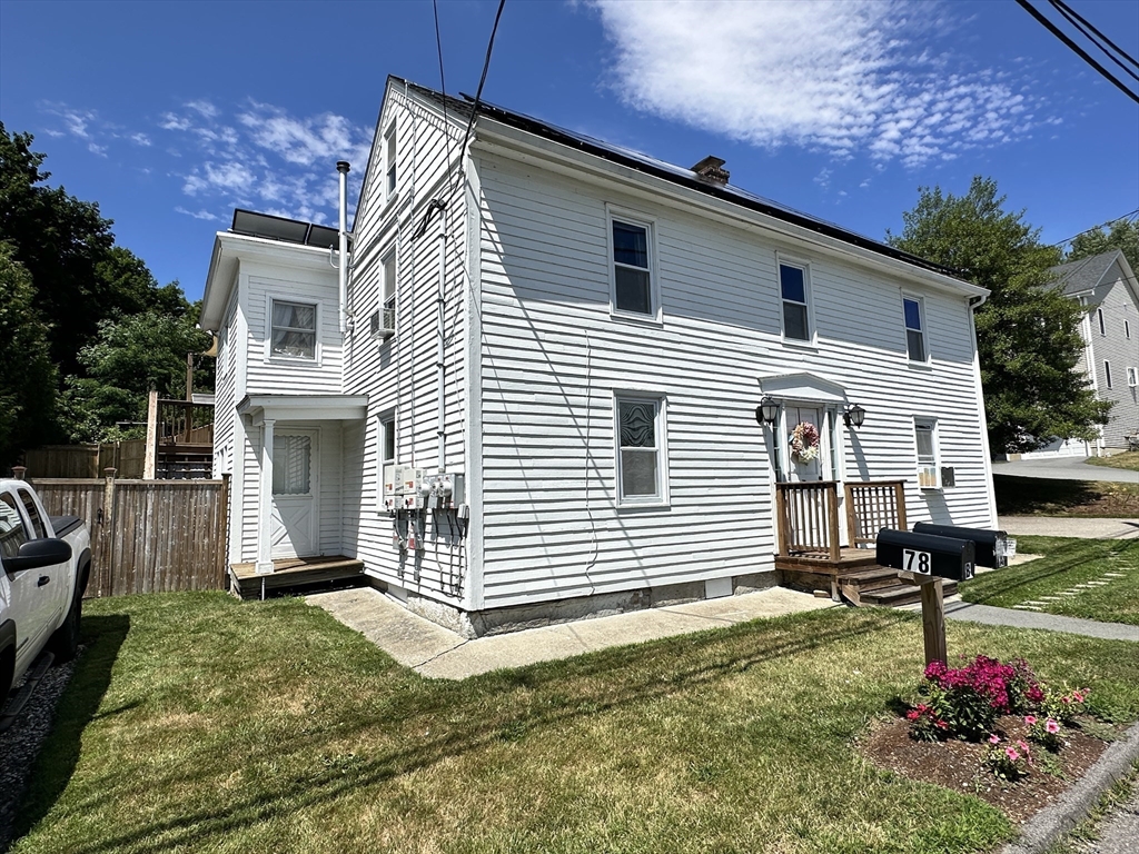 78 Upland St, Worcester, Massachusetts, 3 Bedrooms Bedrooms, 8 Rooms Rooms,2 BathroomsBathrooms,Residential Income,For Sale,Upland St,73548601
