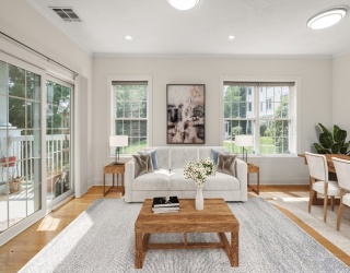2107 Davenport Ave, Canton, Massachusetts, 2 Bedrooms Bedrooms, 5 Rooms Rooms,2 BathroomsBathrooms,Residential,For Sale,Davenport Ave,73548655