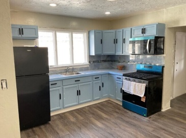 80-82 Sunnyside St, Boston, Massachusetts, 4 Bedrooms Bedrooms, 6 Rooms Rooms,1 BathroomBathrooms,Residential Lease,For Rent,Sunnyside St,73548666