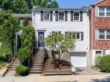220 Kent Street, Brookline, Massachusetts, 3 Bedrooms Bedrooms, 5 Rooms Rooms,2.5 BathroomsBathrooms,Residential Lease,For Rent,Kent Street,73548595 220 Kent Street, Brookline, Massachusetts, 3 Bedrooms Bedrooms, 5 Rooms Rooms,2.5 BathroomsBathrooms,Residential Lease,For Rent,Kent Street,73548595