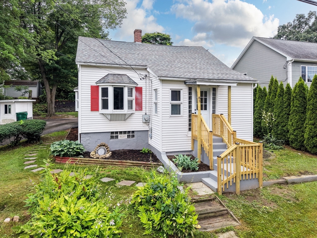83 Rolf Ave, Chicopee, Massachusetts, 3 Bedrooms Bedrooms, 7 Rooms Rooms,1 BathroomBathrooms,Residential,For Sale,Rolf Ave,73548758