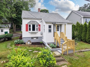 83 Rolf Ave, Chicopee, Massachusetts, 3 Bedrooms Bedrooms, 7 Rooms Rooms,1 BathroomBathrooms,Residential,For Sale,Rolf Ave,73548758 83 Rolf Ave, Chicopee, Massachusetts, 3 Bedrooms Bedrooms, 7 Rooms Rooms,1 BathroomBathrooms,Residential,For Sale,Rolf Ave,73548758