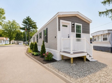 1346 Newport Ave, Attleboro, Massachusetts, 2 Bedrooms Bedrooms, 5 Rooms Rooms,1 BathroomBathrooms,Residential,For Sale,Newport Ave,73548740 1346 Newport Ave, Attleboro, Massachusetts, 2 Bedrooms Bedrooms, 5 Rooms Rooms,1 BathroomBathrooms,Residential,For Sale,Newport Ave,73548740