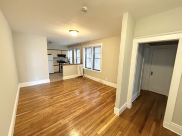 1758 Commonwealth Ave, Boston, Massachusetts, 2 Bedrooms Bedrooms, 5 Rooms Rooms,1 BathroomBathrooms,Residential Lease,For Rent,Commonwealth Ave,73501813 1758 Commonwealth Ave, Boston, Massachusetts, 2 Bedrooms Bedrooms, 5 Rooms Rooms,1 BathroomBathrooms,Residential Lease,For Rent,Commonwealth Ave,73501813