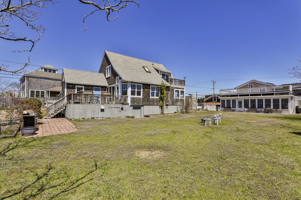 5 64th St, Newburyport, Massachusetts, 2 Bedrooms Bedrooms, 4 Rooms Rooms,2 BathroomsBathrooms,Residential,For Sale,64th St,73512511