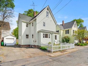 25 Alden Place, Newton, Massachusetts, 3 Bedrooms Bedrooms, 6 Rooms Rooms,1.5 BathroomsBathrooms,Residential,For Sale,Alden Place,73516949