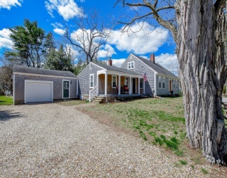 586-A Front Street, Marion, Massachusetts, 4 Bedrooms Bedrooms, 9 Rooms Rooms,2 BathroomsBathrooms,Residential,For Sale,Front Street,73500932