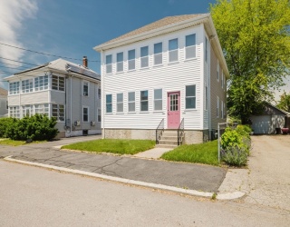 266 Norfolk Ave, Pawtucket, Rhode Island, 6 Bedrooms Bedrooms, 12 Rooms Rooms,2 BathroomsBathrooms,Residential Income,For Sale,Norfolk Ave,73528878