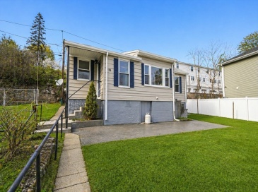 25 Johnson St, Worcester, Massachusetts, 3 Bedrooms Bedrooms, 6 Rooms Rooms,1 BathroomBathrooms,Residential,For Sale,Johnson St,73548972