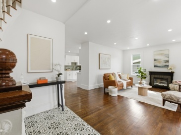 9 Robbins St, Waltham, Massachusetts, 3 Bedrooms Bedrooms, 6 Rooms Rooms,2 BathroomsBathrooms,Residential Lease,For Rent,Robbins St,73548979 9 Robbins St, Waltham, Massachusetts, 3 Bedrooms Bedrooms, 6 Rooms Rooms,2 BathroomsBathrooms,Residential Lease,For Rent,Robbins St,73548979