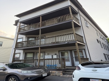 16 Holt St, Fitchburg, Massachusetts, 1 Bedroom Bedrooms, 3 Rooms Rooms,1 BathroomBathrooms,Residential Lease,For Rent,Holt St,73548987 16 Holt St, Fitchburg, Massachusetts, 1 Bedroom Bedrooms, 3 Rooms Rooms,1 BathroomBathrooms,Residential Lease,For Rent,Holt St,73548987