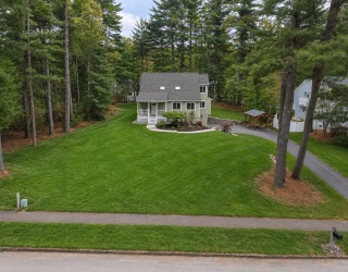 65 Briarcliff Ln, Holliston, Massachusetts, 3 Bedrooms Bedrooms, 8 Rooms Rooms,2 BathroomsBathrooms,Residential,For Sale,Briarcliff Ln,73518536