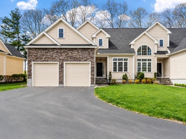 77 Fairway View Dr, Sutton, Massachusetts, 3 Bedrooms Bedrooms, 7 Rooms Rooms,2.5 BathroomsBathrooms,Residential,For Sale,Fairway View Dr,73549013