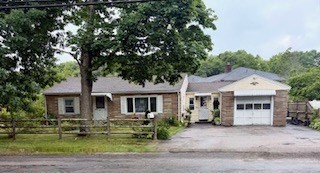 514 Sherman St, Canton, Massachusetts, 2 Bedrooms Bedrooms, 3 Rooms Rooms,1 BathroomBathrooms,Residential,For Sale,Sherman St,73549019