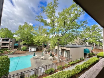 2 Shrewsbury Green Dr, Shrewsbury, Massachusetts, 2 Bedrooms Bedrooms, 4 Rooms Rooms,1 BathroomBathrooms,Residential Lease,For Rent,Shrewsbury Green Dr,73524742