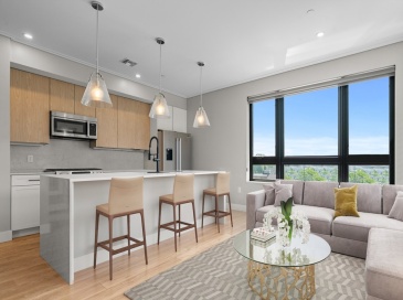 70 Leo Birmingham Parkway, Boston, Massachusetts, 2 Bedrooms Bedrooms, 6 Rooms Rooms,2 BathroomsBathrooms,Residential Lease,For Rent,Leo Birmingham Parkway,73513388