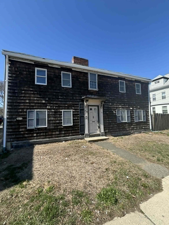 239 Maple St, Lynn, Massachusetts, 4 Bedrooms Bedrooms, 7 Rooms Rooms,2 BathroomsBathrooms,Residential,For Sale,Maple St,73504601