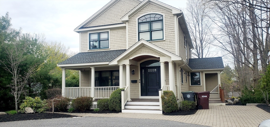 24 Elm, Dedham, Massachusetts, 3 Bedrooms Bedrooms, 8 Rooms Rooms,3.5 BathroomsBathrooms,Residential Lease,For Rent,Elm,73517918