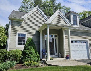 359 Main Street, Easthampton, Massachusetts, 2 Bedrooms Bedrooms, 6 Rooms Rooms,2.5 BathroomsBathrooms,Residential,For Sale,Main Street,73527663