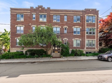 99 Perry St, Brookline, Massachusetts, 2 Bedrooms Bedrooms, 5 Rooms Rooms,1 BathroomBathrooms,Residential,For Sale,Perry St,73521761 99 Perry St, Brookline, Massachusetts, 2 Bedrooms Bedrooms, 5 Rooms Rooms,1 BathroomBathrooms,Residential,For Sale,Perry St,73521761
