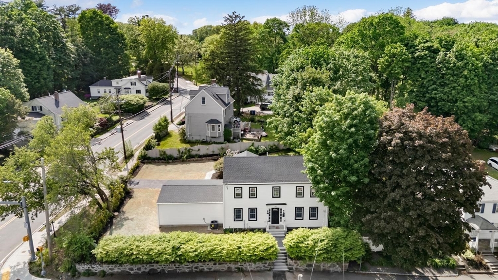 190 Main Strteet, Reading, Massachusetts, 4 Bedrooms Bedrooms, 7 Rooms Rooms,3 BathroomsBathrooms,Residential,For Sale,Main Strteet,73522384