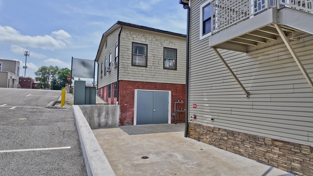 55 Main St, Chicopee, Massachusetts, ,Commercial Lease,For Rent,Main St,73408183