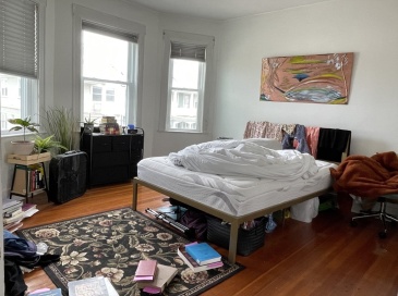 46 Frederick Ave, Medford, Massachusetts, 3 Bedrooms Bedrooms, 6 Rooms Rooms,1 BathroomBathrooms,Residential Lease,For Rent,Frederick Ave,73548829