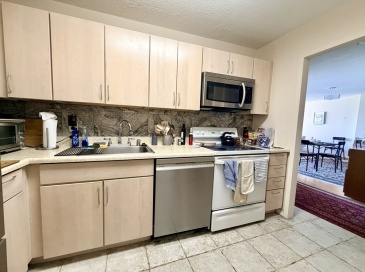 60 Longwood, Brookline, Massachusetts, 1 Bedroom Bedrooms, 2 Rooms Rooms,1 BathroomBathrooms,Residential Lease,For Rent,Longwood,73548837