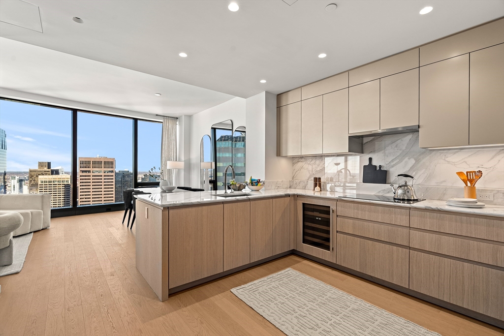 682 Atlantic Ave, Boston, Massachusetts, 3 Bedrooms Bedrooms, 5 Rooms Rooms,3 BathroomsBathrooms,Residential,For Sale,Atlantic Ave,73548838