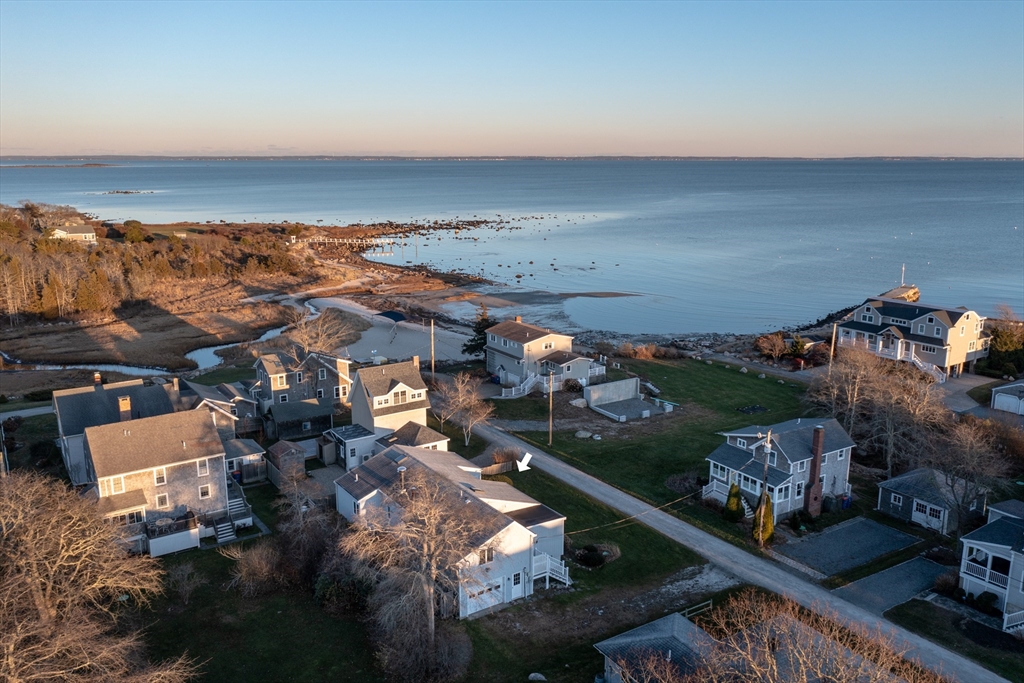 6 Mattakiset Rd, Mattapoisett, Massachusetts, 3 Bedrooms Bedrooms, 5 Rooms Rooms,2 BathroomsBathrooms,Residential Lease,For Rent,Mattakiset Rd,73549121