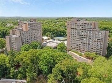 250 Hammond Pond Parkway, Newton, Massachusetts, 1 Bedroom Bedrooms, 5 Rooms Rooms,1.5 BathroomsBathrooms,Residential,For Sale,Hammond Pond Parkway,73549146 250 Hammond Pond Parkway, Newton, Massachusetts, 1 Bedroom Bedrooms, 5 Rooms Rooms,1.5 BathroomsBathrooms,Residential,For Sale,Hammond Pond Parkway,73549146