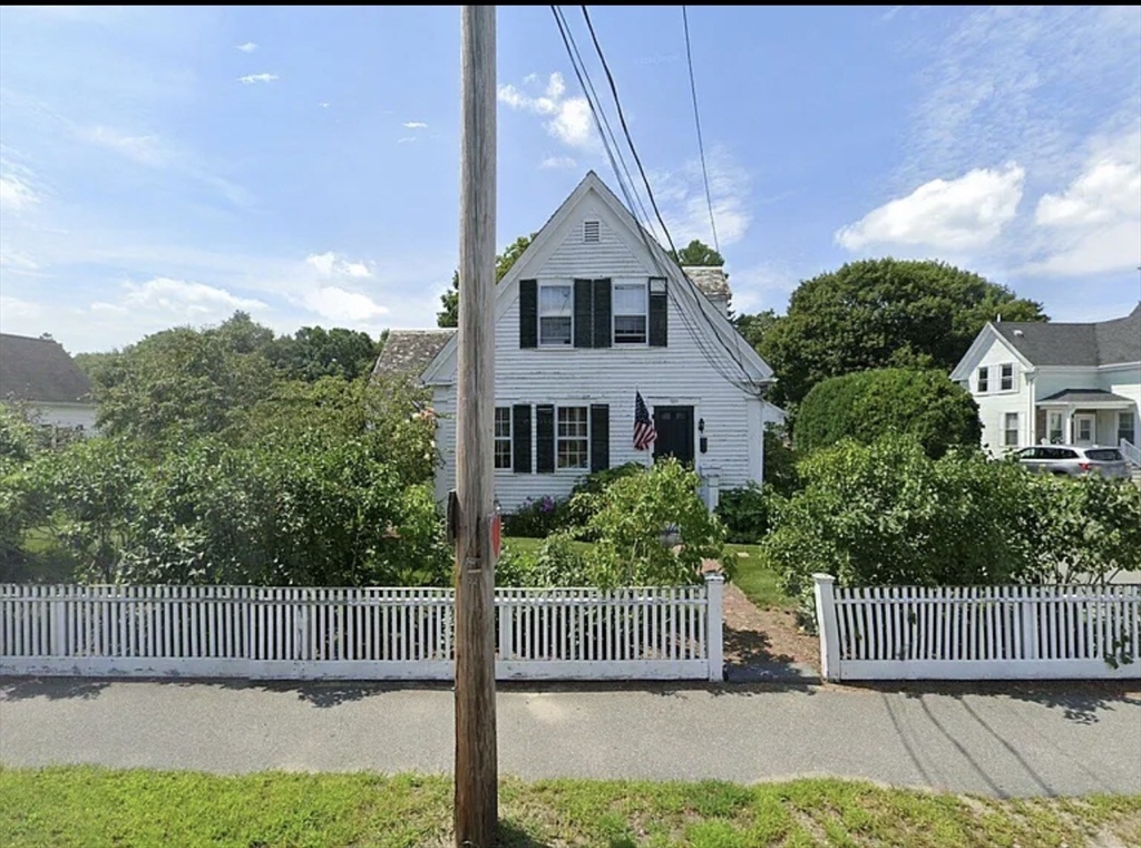 255 Plymouth St, Abington, Massachusetts, 2 Bedrooms Bedrooms, 7 Rooms Rooms,2 BathroomsBathrooms,Residential Lease,For Rent,Plymouth St,73549150