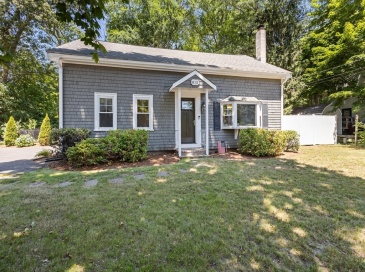 812 Plymouth St, Middleboro, Massachusetts, 3 Bedrooms Bedrooms, 6 Rooms Rooms,1 BathroomBathrooms,Residential,For Sale,Plymouth St,73549154 812 Plymouth St, Middleboro, Massachusetts, 3 Bedrooms Bedrooms, 6 Rooms Rooms,1 BathroomBathrooms,Residential,For Sale,Plymouth St,73549154
