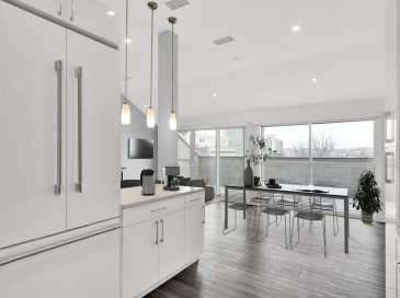 771-781 Harrison, Boston, Massachusetts, 3 Bedrooms Bedrooms, 11 Rooms Rooms,3.5 BathroomsBathrooms,Residential Lease,For Rent,Harrison,73549059
