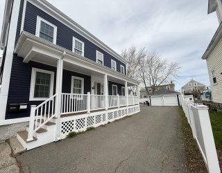 11 Barton St, Salem, Massachusetts, 5 Bedrooms Bedrooms, 11 Rooms Rooms,3 BathroomsBathrooms,Residential Income,For Sale,Barton St,73549072