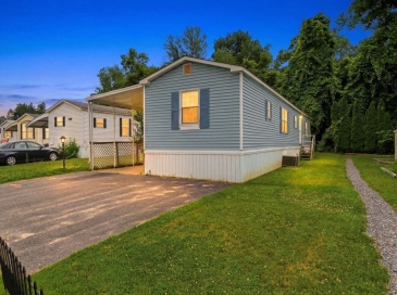 556 Central, Leominster, Massachusetts, 2 Bedrooms Bedrooms, 5 Rooms Rooms,2 BathroomsBathrooms,Residential,For Sale,Central,73549099 556 Central, Leominster, Massachusetts, 2 Bedrooms Bedrooms, 5 Rooms Rooms,2 BathroomsBathrooms,Residential,For Sale,Central,73549099