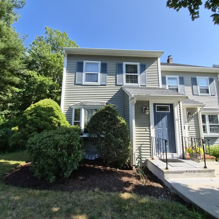 20 Daniel Drive, Easton, Massachusetts, 2 Bedrooms Bedrooms, 7 Rooms Rooms,1.5 BathroomsBathrooms,Residential,For Sale,Daniel Drive,73548790