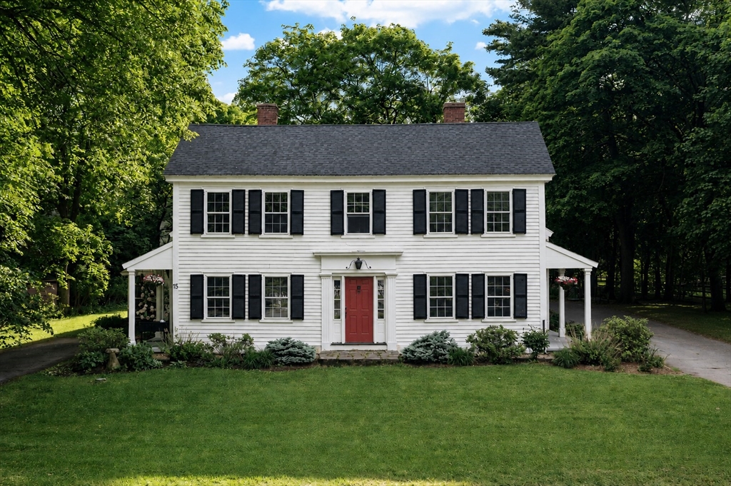 15 Elm Street, Boxford, Massachusetts, 5 Bedrooms Bedrooms, 14 Rooms Rooms,4.5 BathroomsBathrooms,Residential,For Sale,Elm Street,73529179