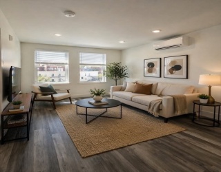585 Essex St, Lynn, Massachusetts, 1 Bedroom Bedrooms, 2 Rooms Rooms,1 BathroomBathrooms,Residential Lease,For Rent,Essex St,73549331